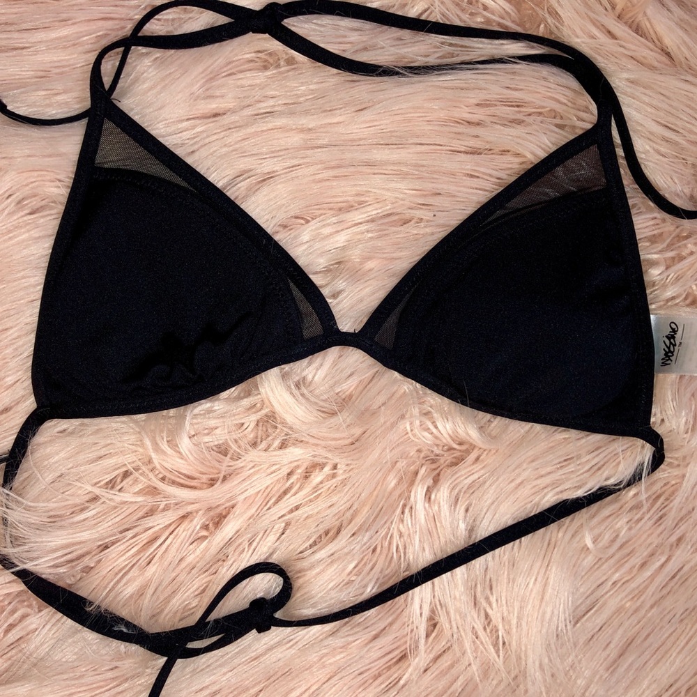 Black swim bikini top